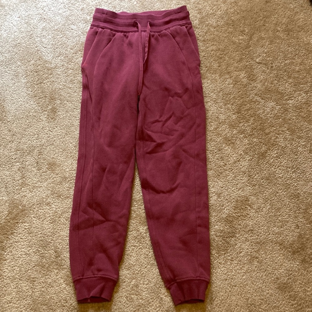 Lululemon joggers